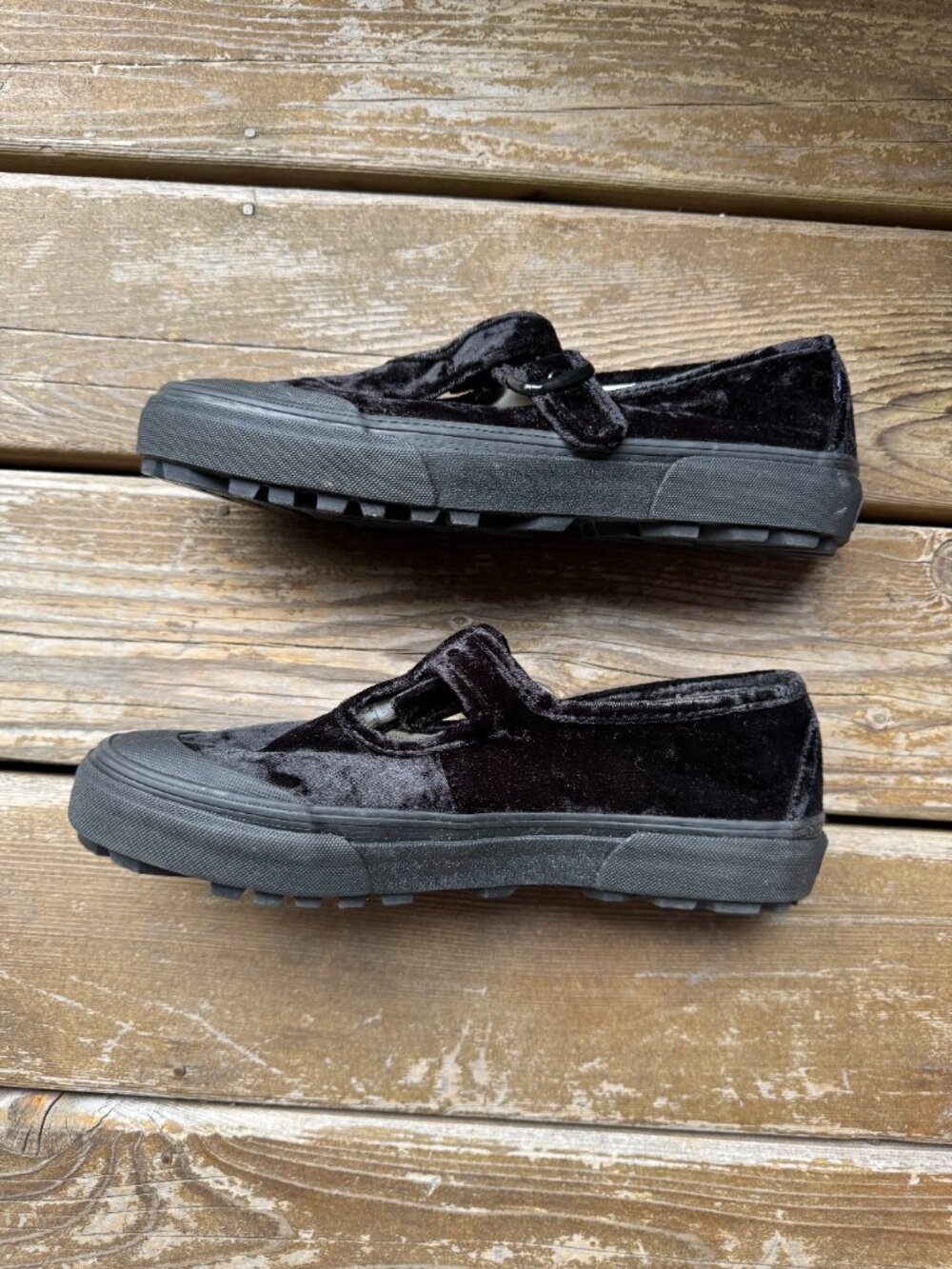 Vans Black Crushed Velvet Style 93 Mary Janes in Women's 10.5 - Picture 7 of 12